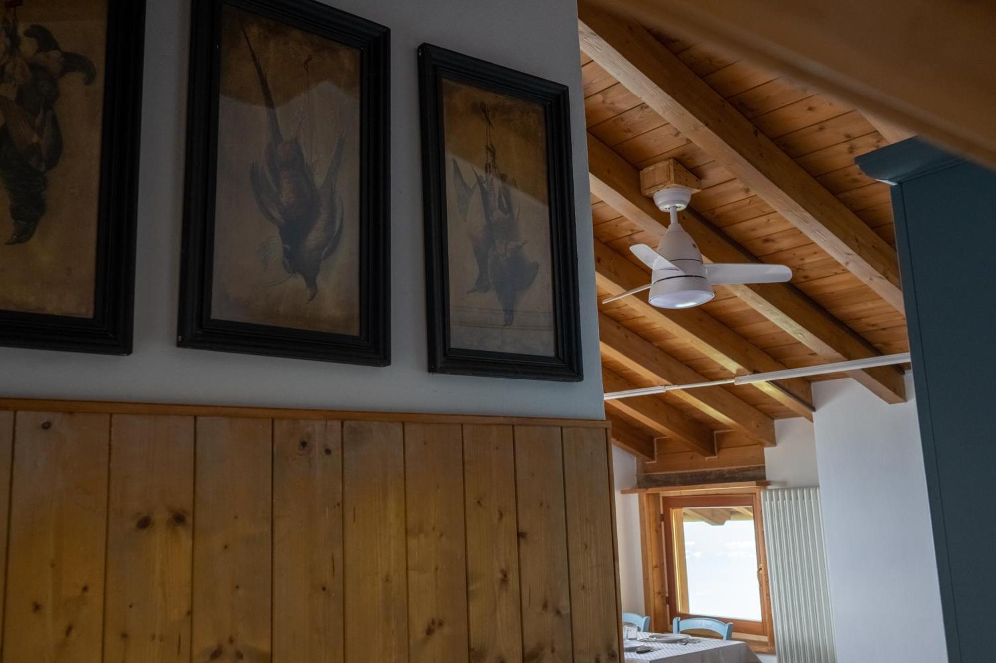 Casa Caravino Apartment Варена Екстериор снимка