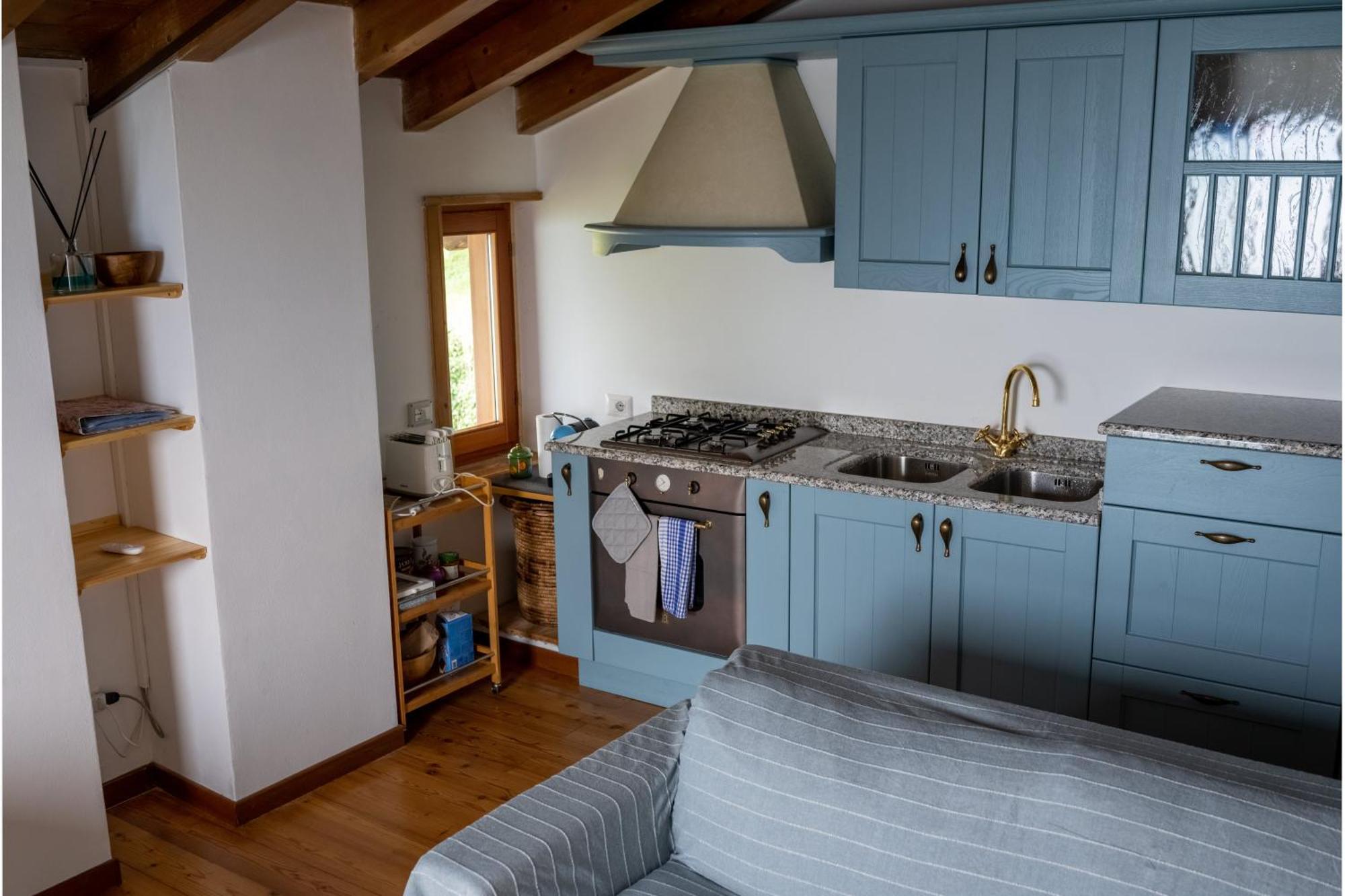 Casa Caravino Apartment Варена Екстериор снимка