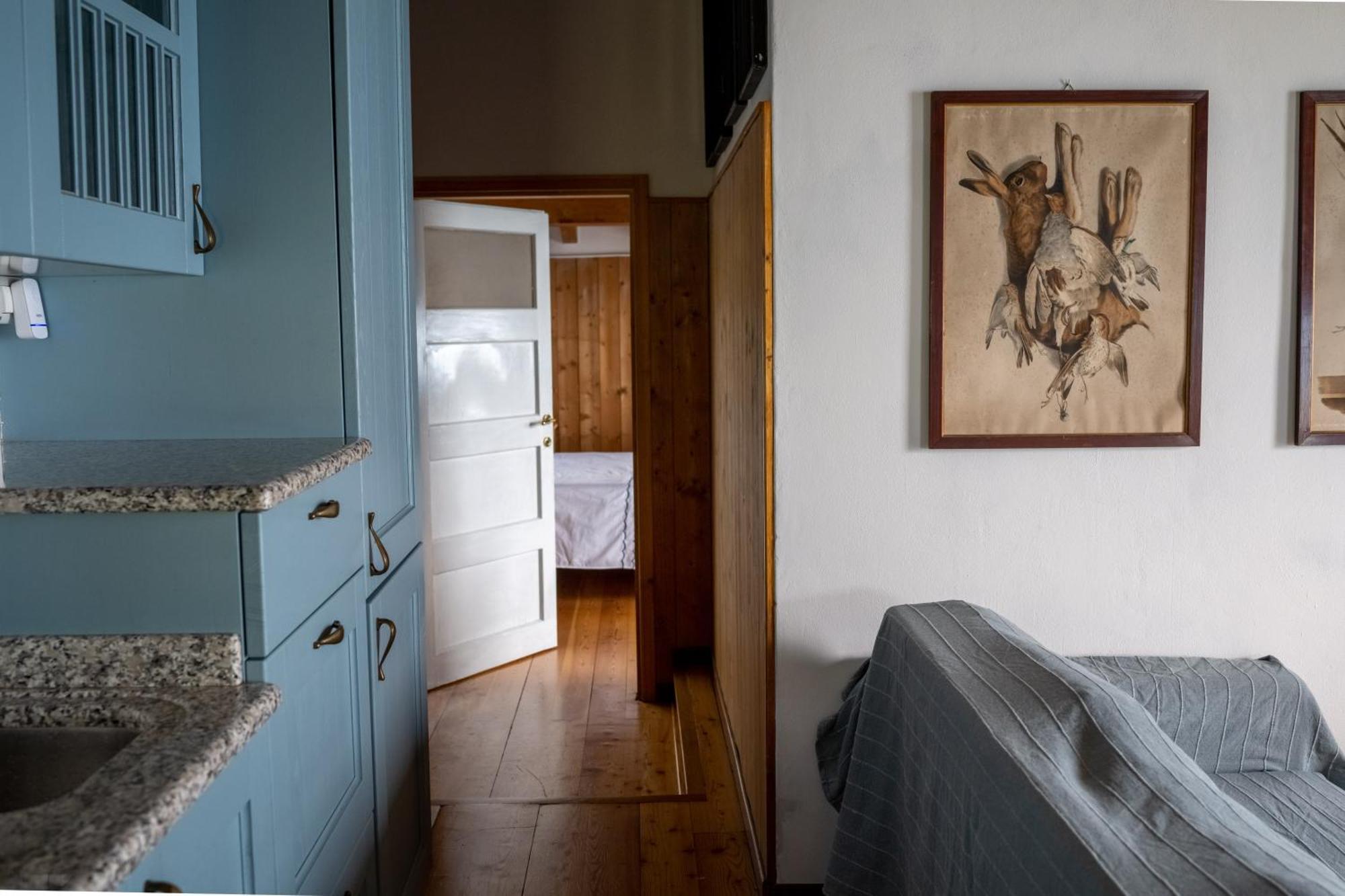 Casa Caravino Apartment Варена Екстериор снимка